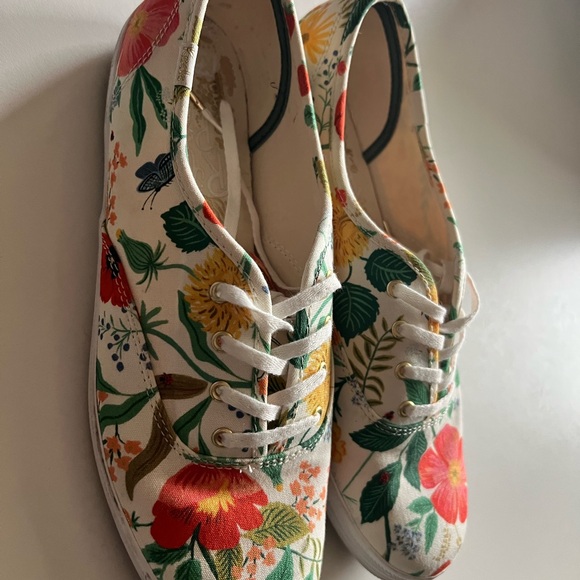 🌸 Keds Rifle Paper Co. Floral Sneakers – Size 10 🌸 - Picture 2 of 4